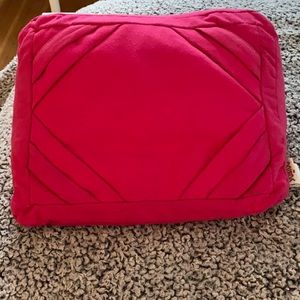 Yogibo IPad Pillow
